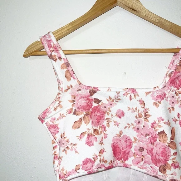 Shein floral corset style crop tank top bundle - Picture 6 of 16